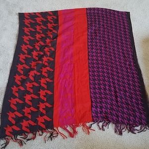 Woven shawl